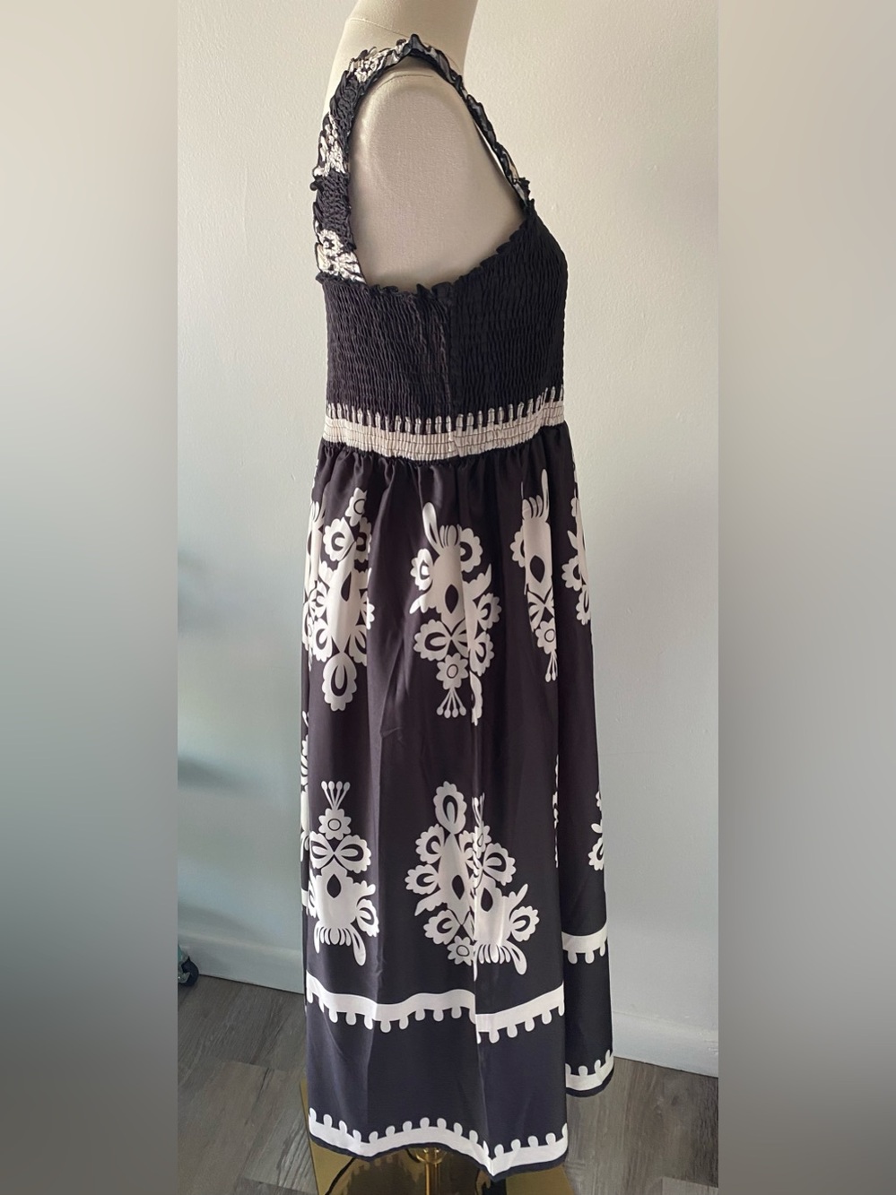 Summer Boho Maxi Dress
Sleeveless Pull On Black & White Woman's Size XL - Picture 4 of 10